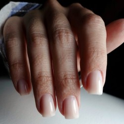 Privatkurs Russian Manicure mit Short Square Verlängerung